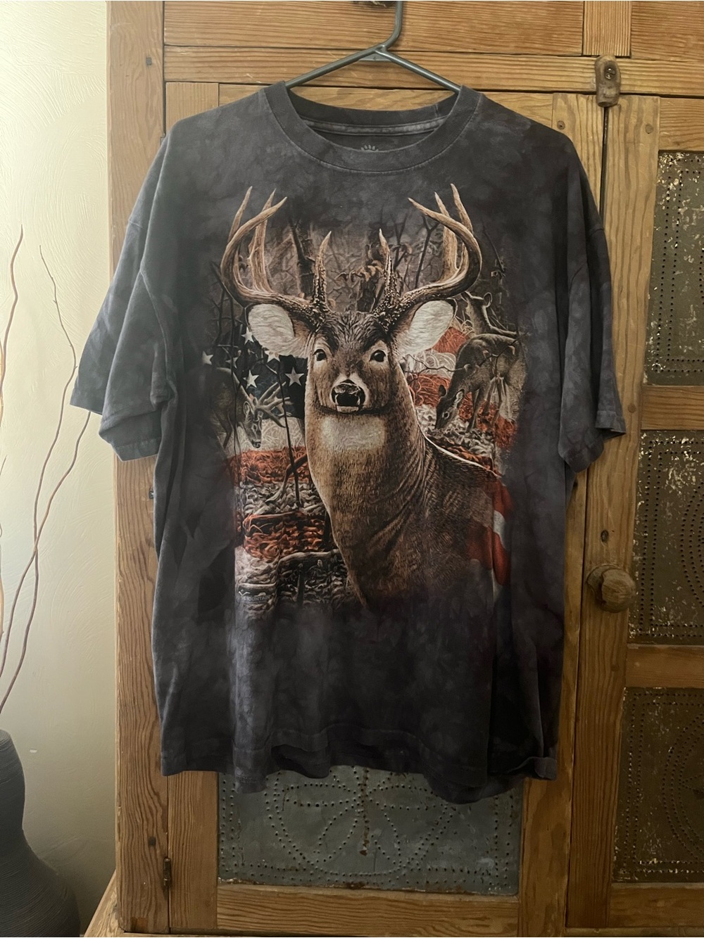 MOUNTAIN Black/gray Tie-Dye Buck Deer Graphic Tee